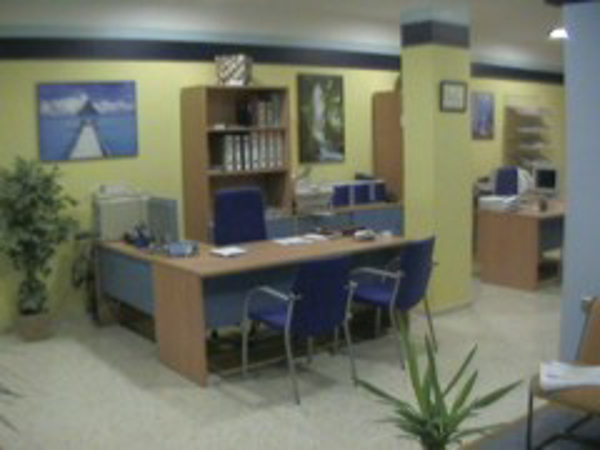 Tour Oasis, Agencias de viajes